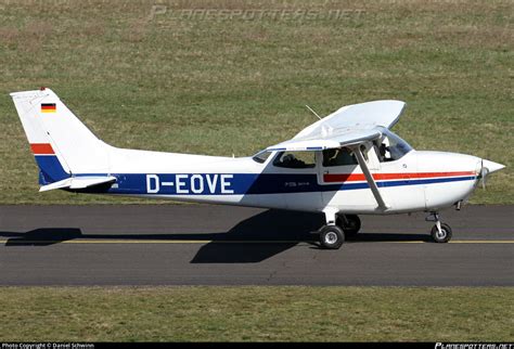 D EOVE Private Reims Cessna F172N Skyhawk II Photo By Daniel Schwinn