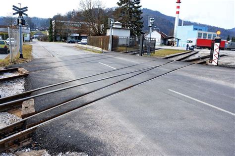 Gradnja kanalizacije in komunalne infrastrukture na Ladji Občina