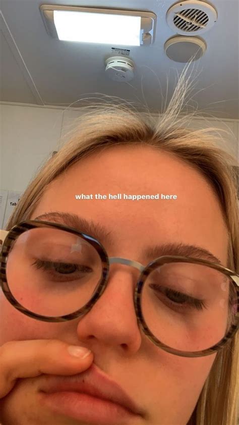 Pin by Alice Oliveira on reneé mary jane rapp Renee Blonde wife Pretty people