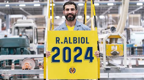 Raúl Albiol the Submarine s captain until 2024 Web Oficial del