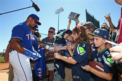 Former NC State QB Russell Wilson will be in Yankees camp Monday