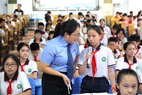 开学“法治第一课”开讲啦新闻快讯藤县人民检察院