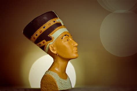 Nefertiti The Bust Of The Famous Egyptian Queen Nefertiti Flickr