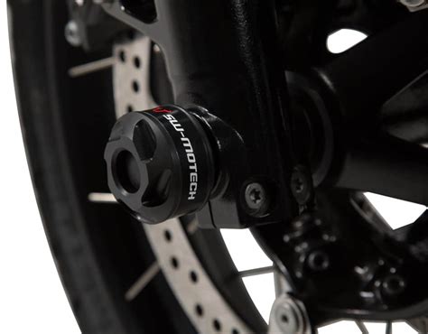 SW MOTECH Front Axle Sliders BMW R NineT Pure