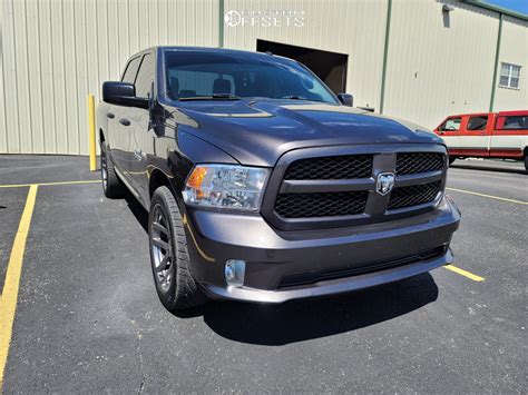 2017 Ram 1500 4play Oe Wheels Dg51 Stock Custom Offsets