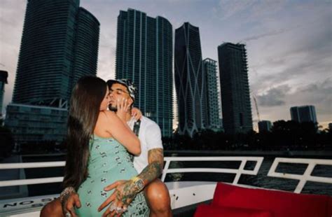 Novia de Anuel 2023 Qué pensarán las ex novias Karol G y Yailín la más