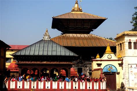 Private Half Day Pashupatinath Temple And Boudhanath Stupa Tour From