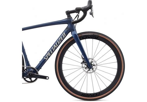 Specialized Diverge Expert Gravel Bike Versatile Off Road Adventure