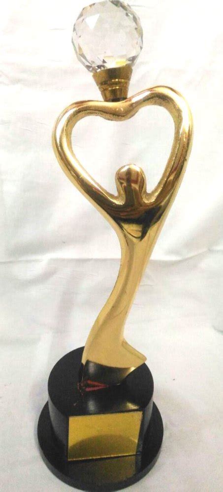 Silver Gold Plated Metal Trophy For Event At Rs 550 Piece In New Delhi