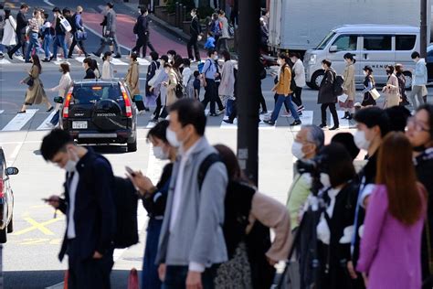 緊急事態宣言を再延長、6月20日まで－菅首相「予断許さぬ状況」 Bloomberg