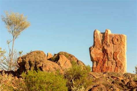 Broken Hill Sculptures And Living Desert Park Attractions