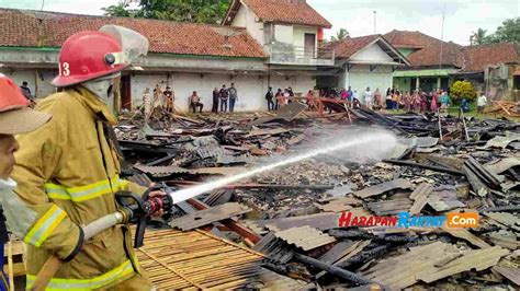 Pasar Desa Kertajaya Ciamis Hangus Terbakar Puluhan Kios Ludes