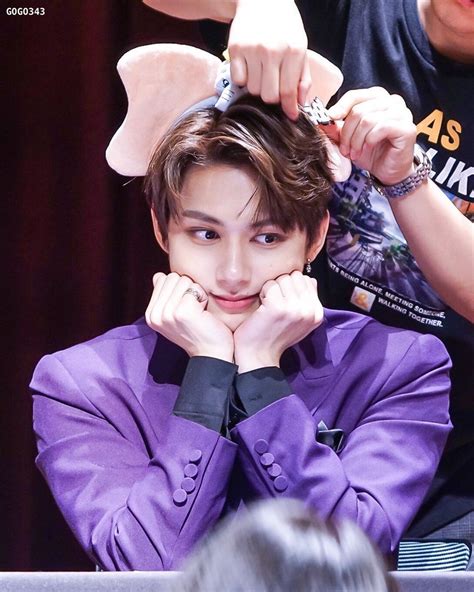 Karlijn 🌻🐯🌙 On Instagram I Love Junhui So Much He Is So Cute Omg Look