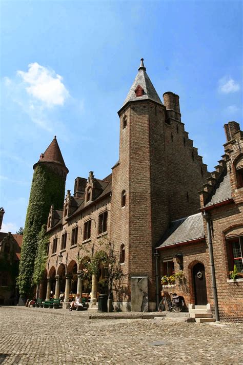 We Three Mothers: Amazing Places - Bruges, Belgium