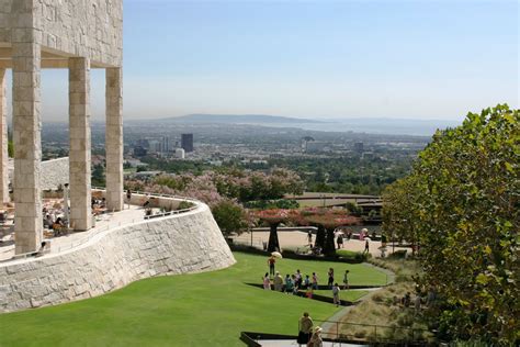 le getty center  joyau architectural sur les hauteurs de la