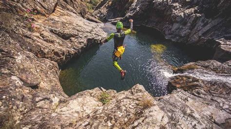 Aventura extrema Cañonismo en la Sierra de Aracena Ciudad de Aracena