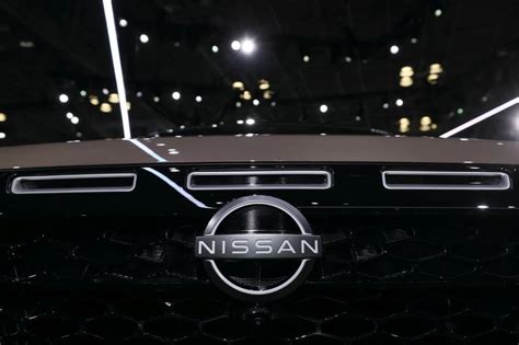 Nissan Recalls More Than Suvs In U S For Sudden Hood Opening