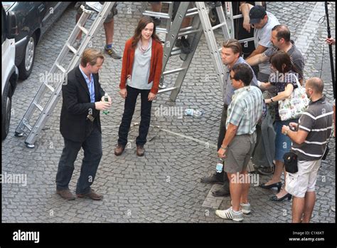 Christopher Nolan Leonardo Dicaprio And Ellen Page Filming On Location