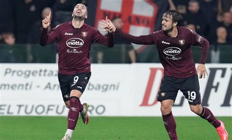 Bonazzoli Salernitana Futuro In Stand By La Sampdoria Ha Una Clausola