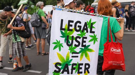 Germany Takes Step Toward Legalizing Marijuana - The New York Times