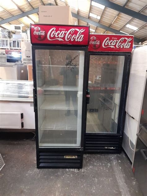 Single Glass Door Upright Display Fridge Chiller 538L Commercial Coca