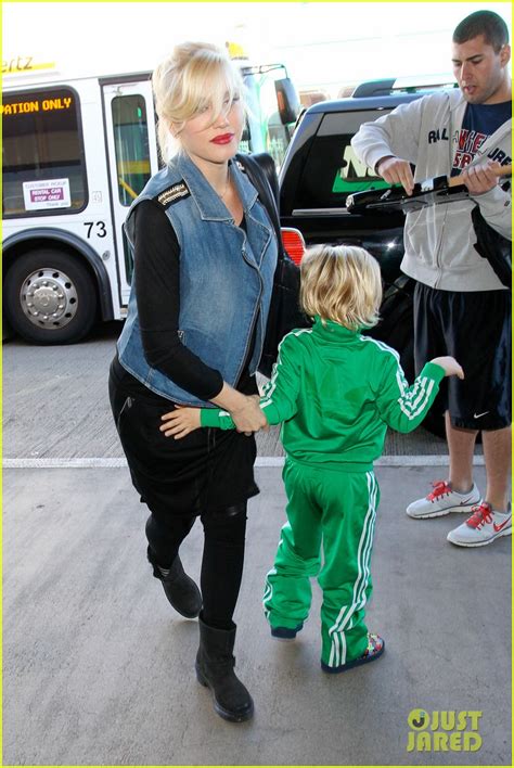 Gwen Stefani S Sons Kingston Zuma Wear Matching Track Suits Photo