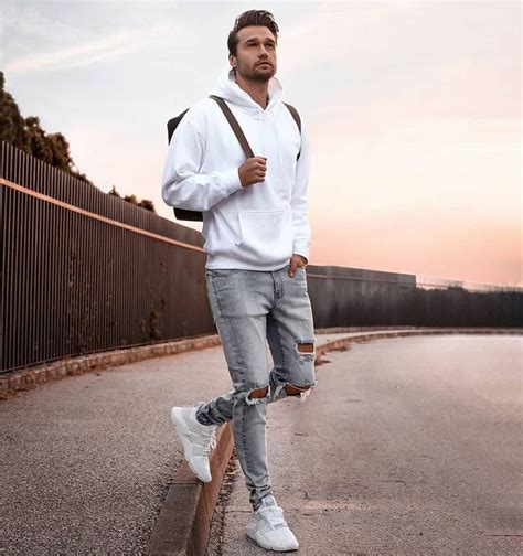 Love The White Sweater And Grey Jeans 😍 Thoughts Jeans Outfit Men Mens Outfits Hoodie