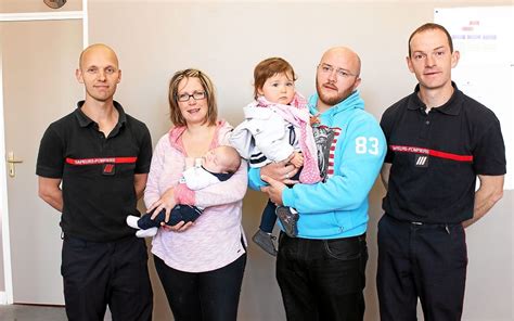 Jugon les Lacs Né dans le camion des pompiers Dimitri reçu à la