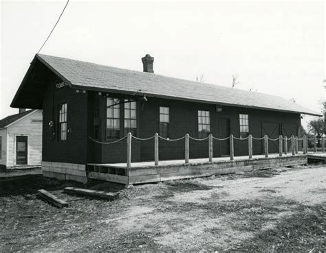 Northern Pacific Railroad Depot Fromberg Historic Montana