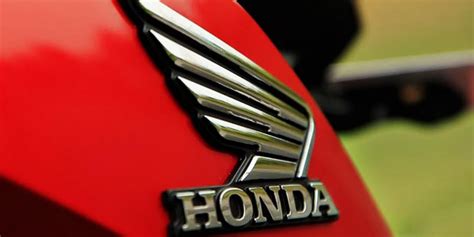 Motoqueiros Celebram Moto Da Honda Por Menos De R Mil