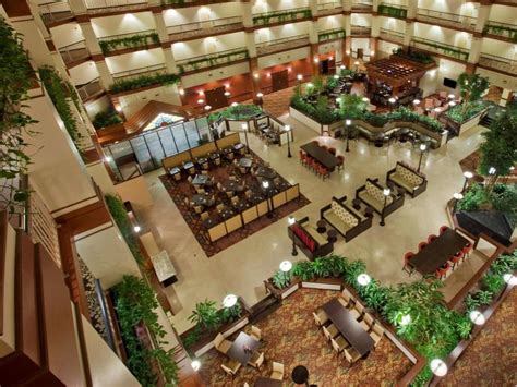 Embassy Suites By Hilton Auburn Hills Auburn Hills Mi Best Price Guarantee Mobile