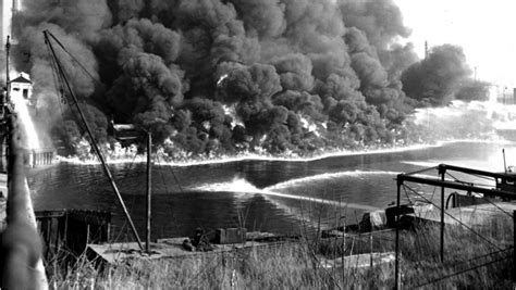 Cuyahoga-River-Fire-of-1969 - nipeaze.com