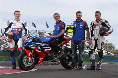 Sert Suzuki Gsx R Debuts Asphalt Rubber