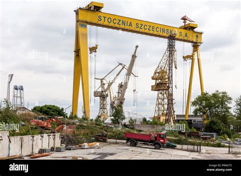 Szczecin Poland Shipyard Stocznia Szczecinska Stock Photo Alamy