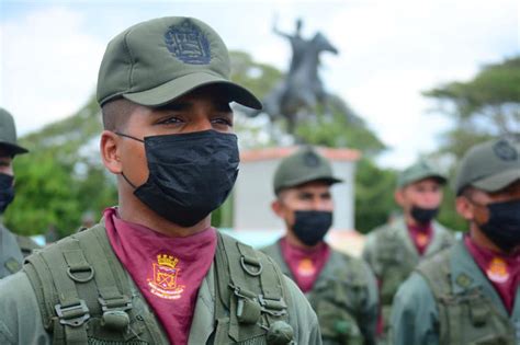 Entregan 121 títulos de tierras a productores de Santa Inés en Barinas