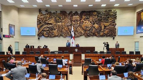 Asamblea Nacional juramenta directivos de la Comisión de Credenciales