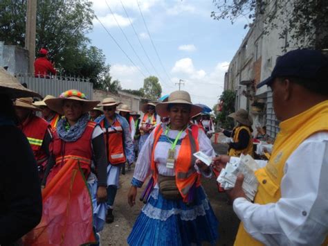 Atiende Protecci N Civil A Mujeres Peregrinas En San Juan Del R O