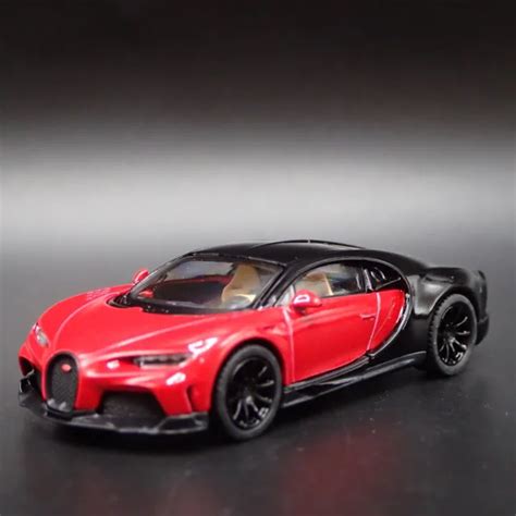 Bugatti Chiron Supersport Rare Miniature De Collection Diorama