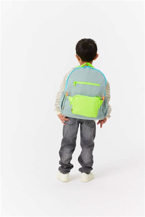 The Kids Backpack in Slate - Digitalbeistravel