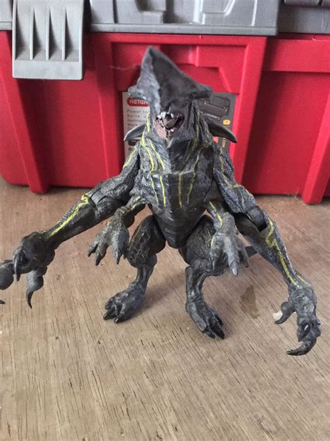 Pacific Rim Kaiju Figures Atelier Yuwa Ciao Jp