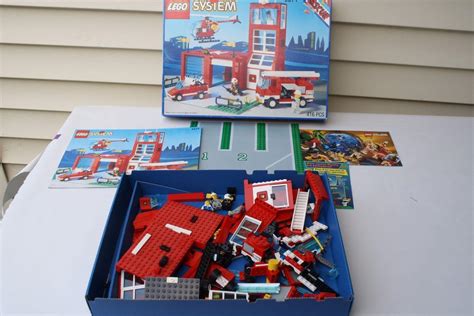 Vintage Lego Town Flame Fighters Fire Station With Box