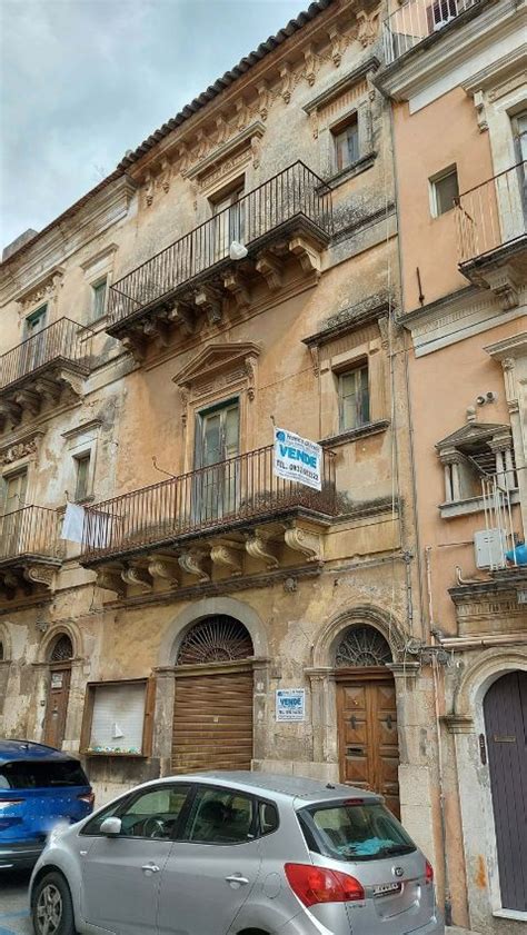 Casa Indipendente In Vendita A Complesso Residenziale Centro Storico