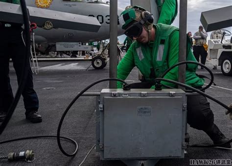 罕见一幕：“尼米兹”号航空母舰架设拦阻网 拯救舰载机最后手段腾讯新闻