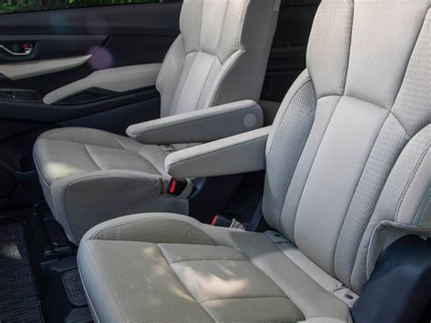 2020 Subaru Ascent: 58 Interior Photos | U.S. News