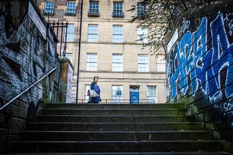 Edinburgh street photography » Damien Walmsley | Photography Rebel