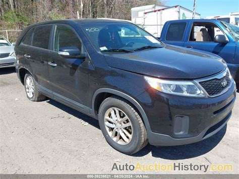 Xykt A Eg Kia Sorento Lx View History And Price At