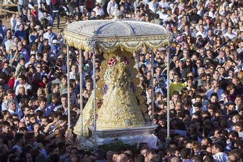 El Rocío un paraíso religioso natural y gastronómico