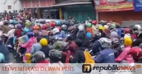 Kawasan Puncak Macet Total Ini Penjelasan Pihak Kepolisian