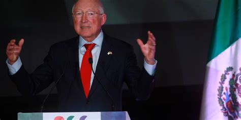 Ken Salazar reitera el respeto de EU a la soberanía de México y