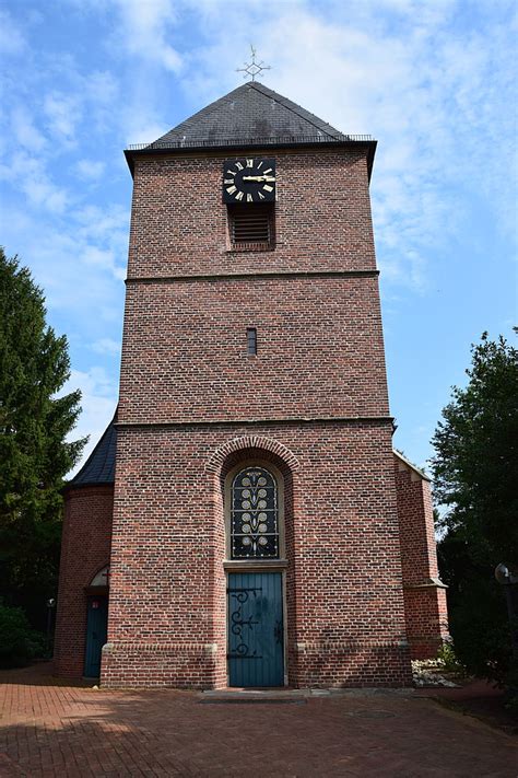 Pfarrkirche St Petrus In Ketten Rumabel